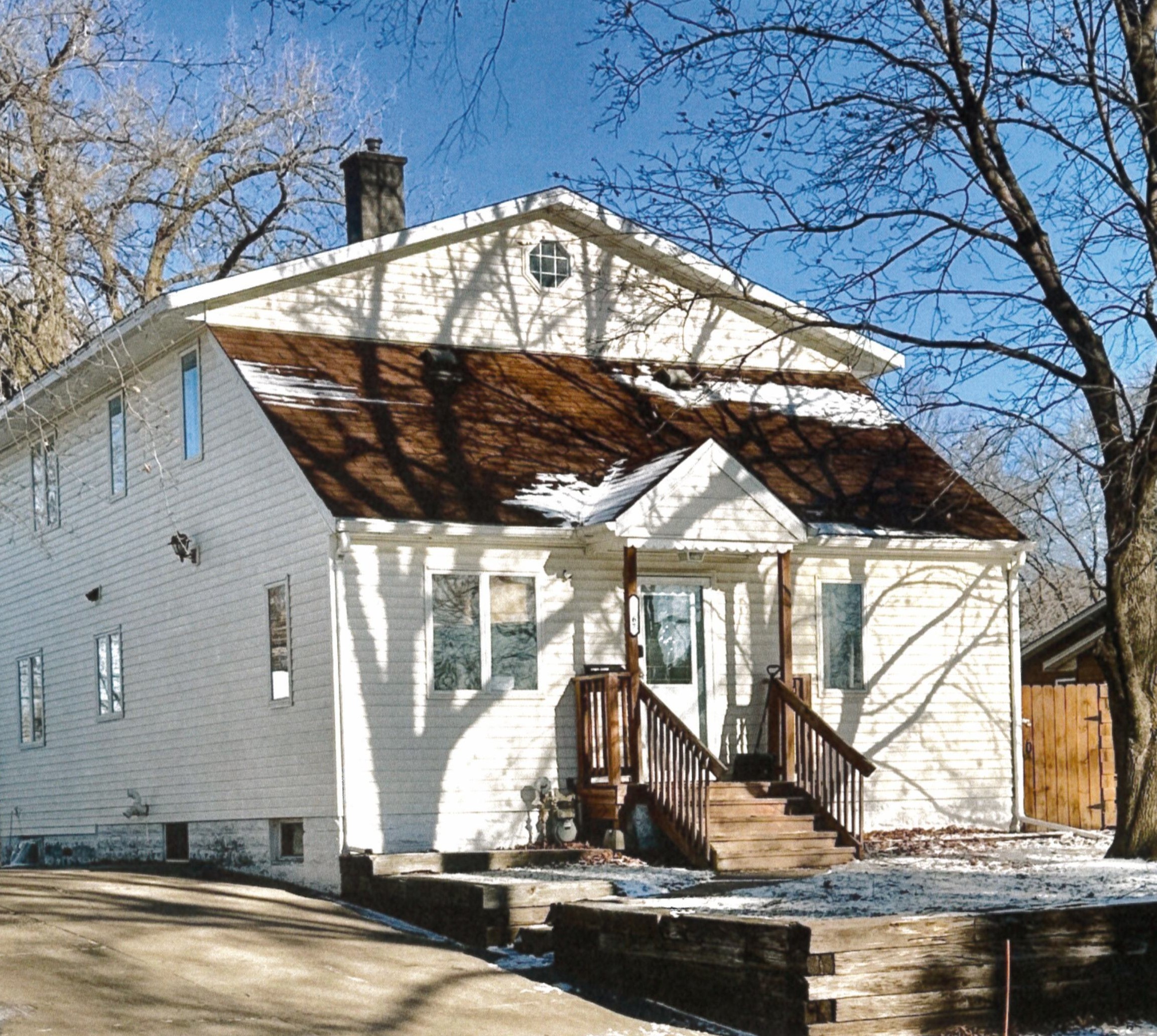 Bush House – 2067 Bush Ave East, St. Paul MN 55119